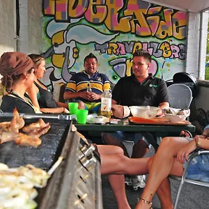 https://adelaide-travellers-inn.adelaidehotels-au.com