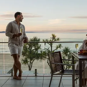 https://fairshore-noosa.queenslandhotels.net